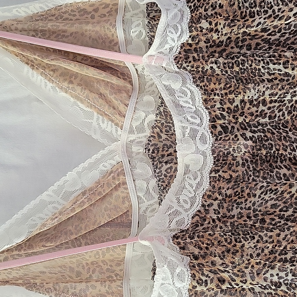 Victoria Secret size Large Cheetah print with Cream 'Love" sheer lace baby doll - Picture 6 of 8